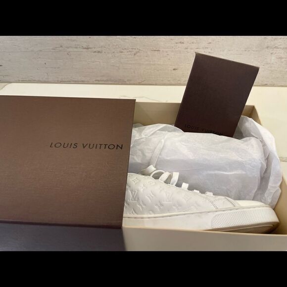 AUTHENTIC Louis Vuitton Leather embossed sneakers shoes size 37.5. Worn twice. - Picture 11 of 13